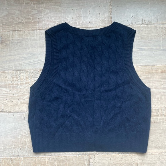 J.Crew Cashmere Cropped Cable-Knit Sweater-Vest in Navy Blue Size Medium - Picture 10 of 10